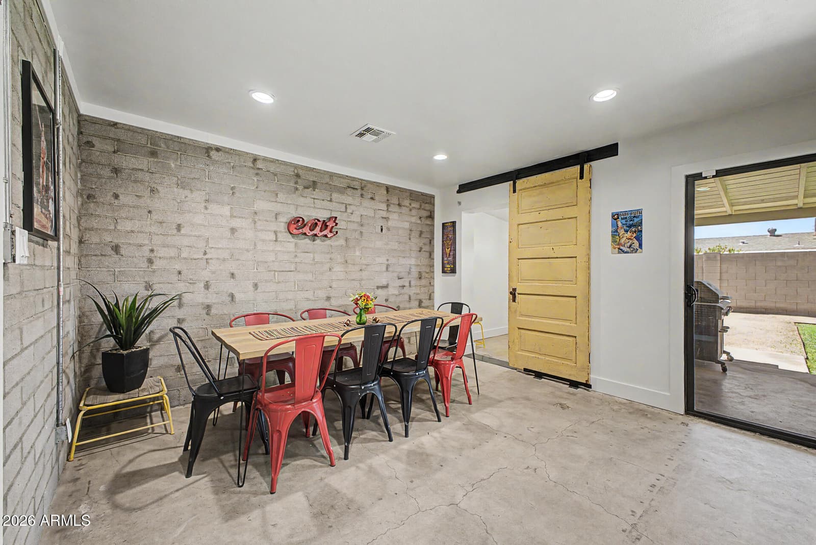 1031 W 12TH Place, Tempe, AZ 85281 — photo 6 of 25