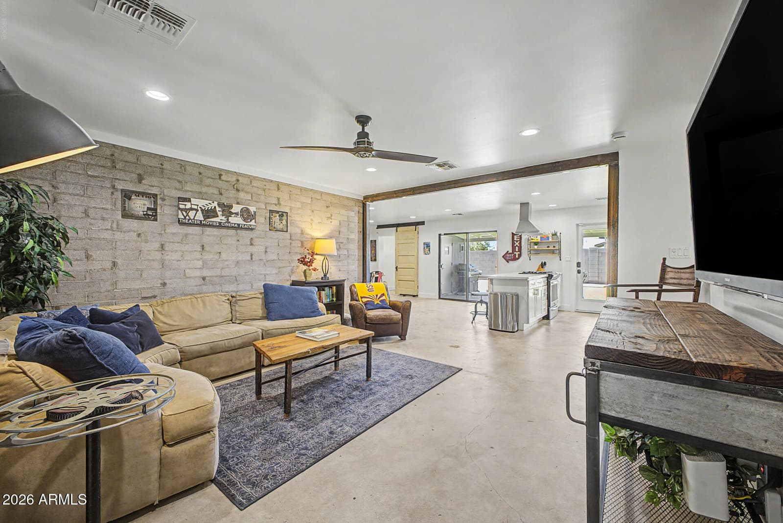 1031 W 12TH Place, Tempe, AZ 85281 — photo 4 of 25