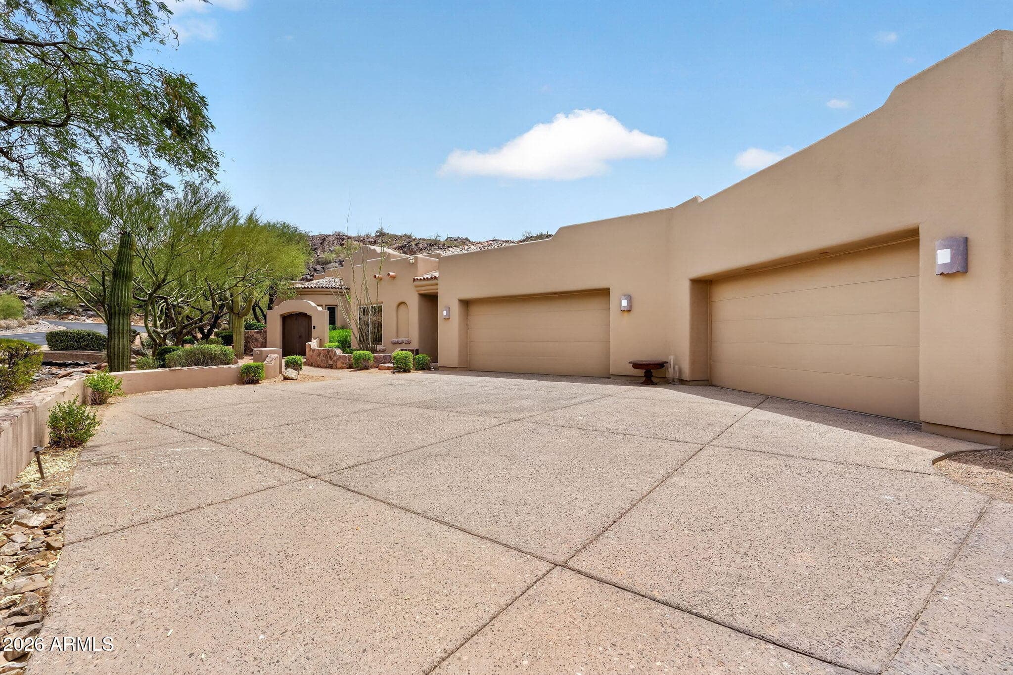 1611 E DESERT WILLOW Drive, Phoenix, AZ 85048 — photo 3 of 118