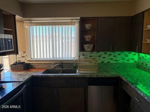 409 E WOODMAN Drive, Tempe, AZ 85283 — photo 29 of 47