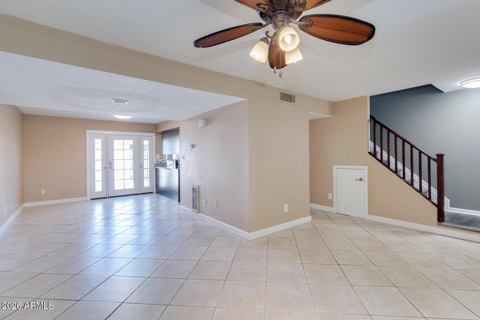 409 E WOODMAN Drive, Tempe, AZ 85283 — photo 5 of 47