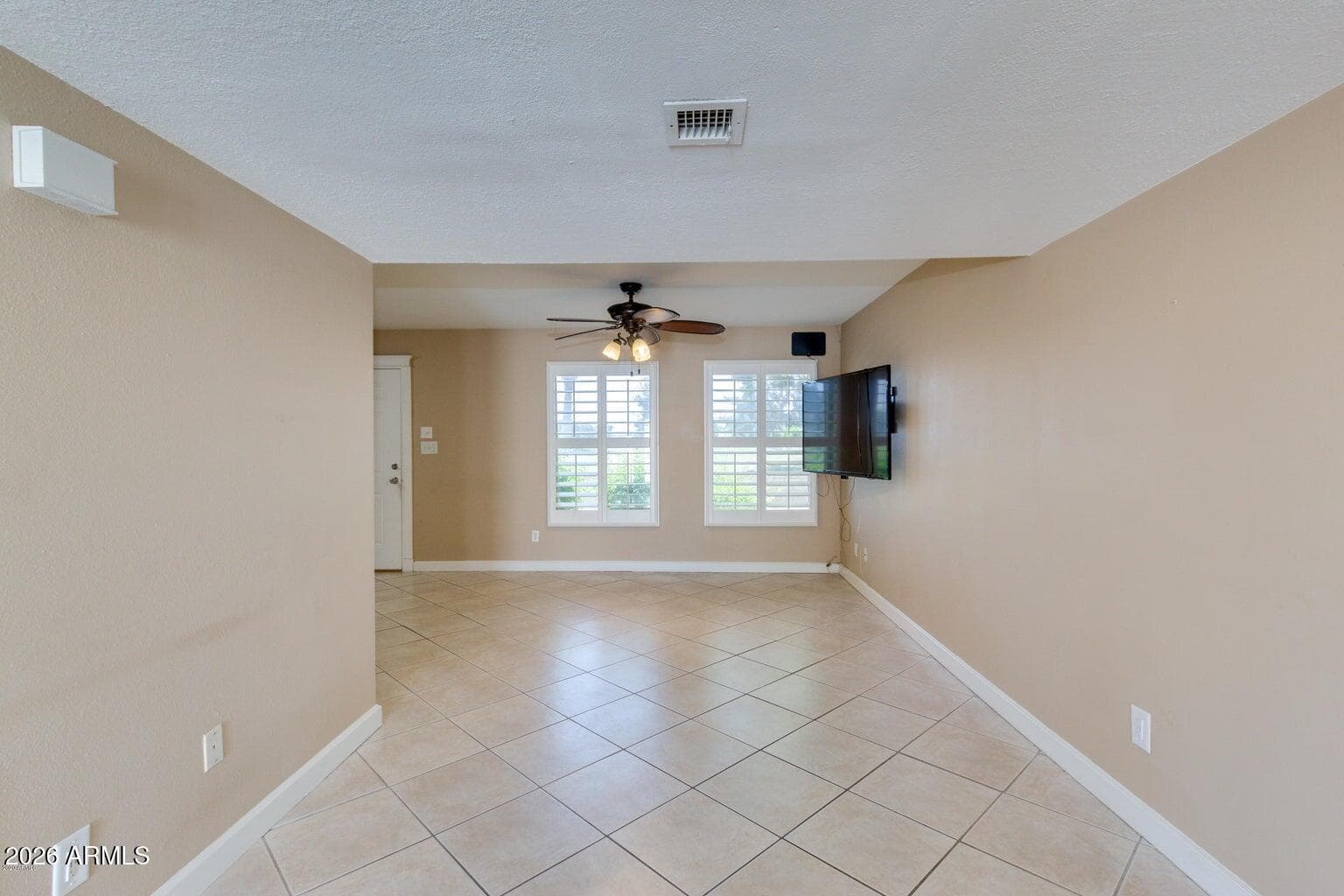 409 E WOODMAN Drive, Tempe, AZ 85283 — photo 8 of 47