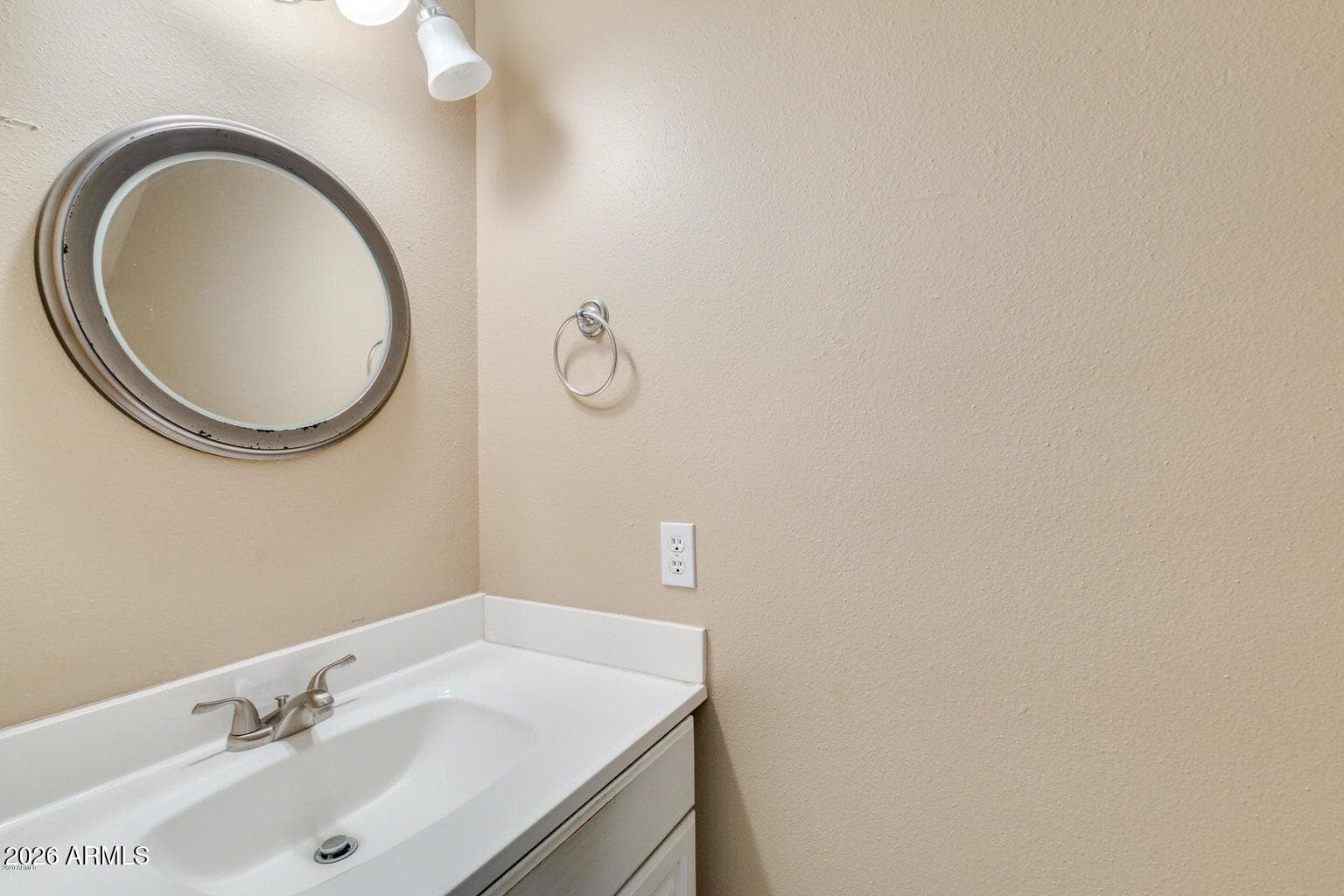 409 E WOODMAN Drive, Tempe, AZ 85283 — photo 11 of 47