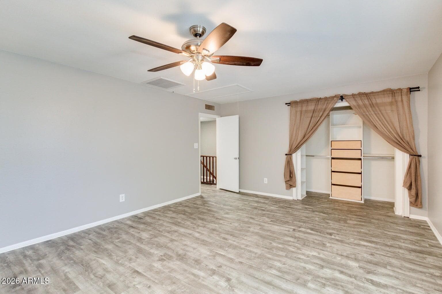 409 E WOODMAN Drive, Tempe, AZ 85283 — photo 14 of 47