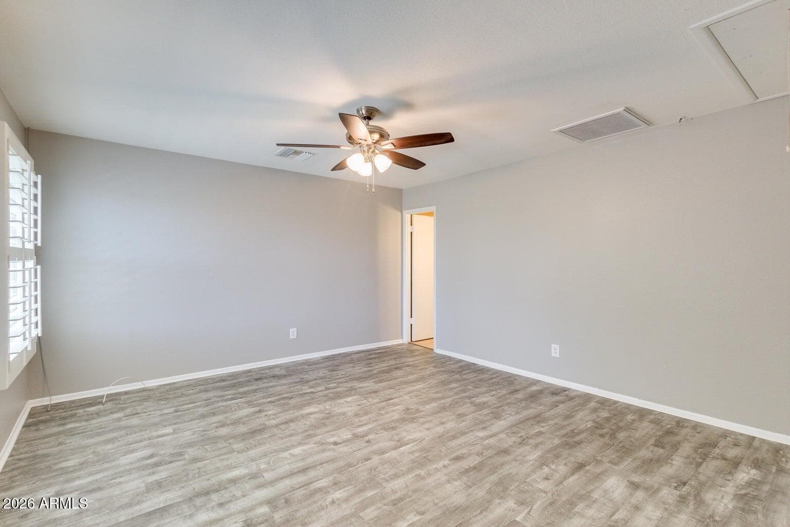 409 E WOODMAN Drive, Tempe, AZ 85283 — photo 16 of 47