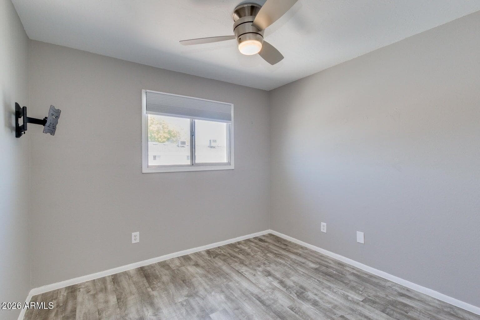 409 E WOODMAN Drive, Tempe, AZ 85283 — photo 20 of 47