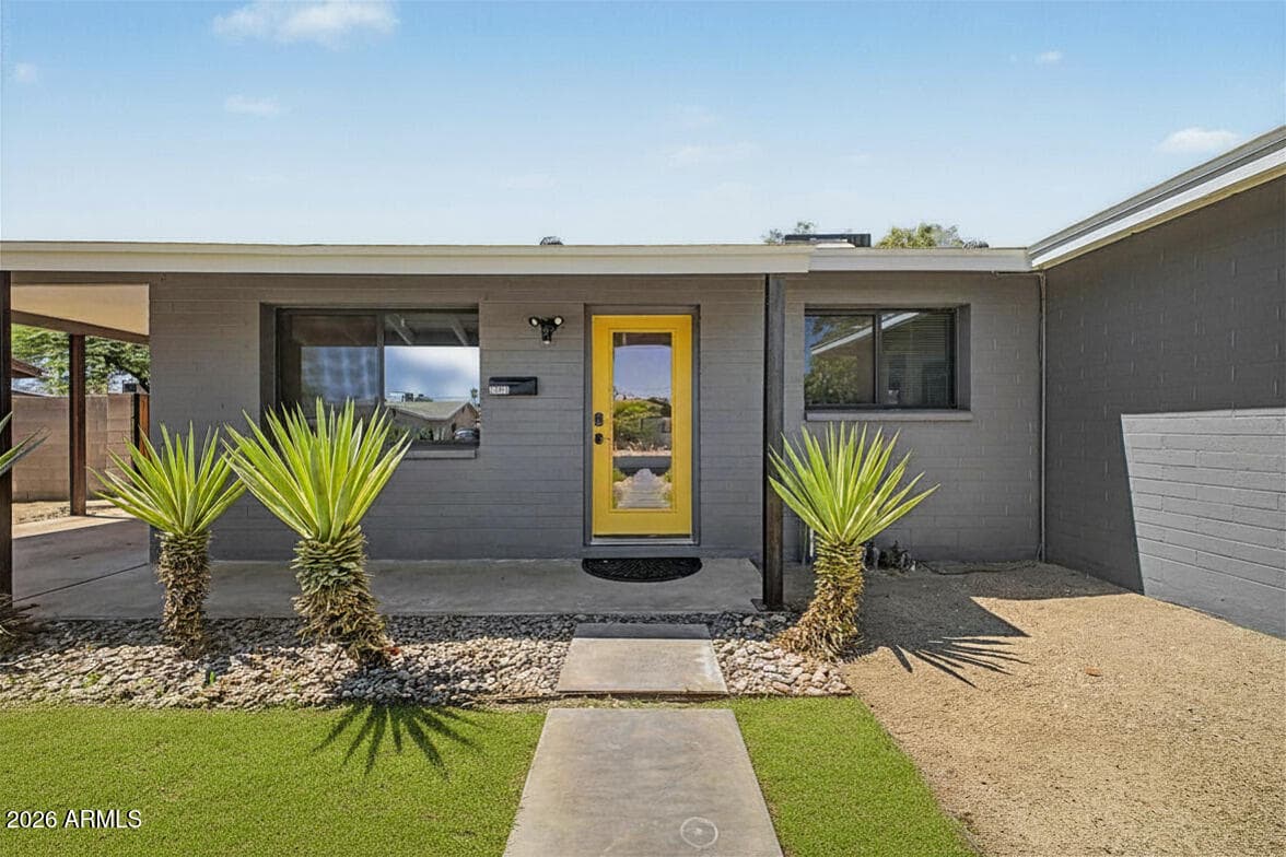 1031 W 12TH Place, Tempe, AZ 85281 — photo 3 of 25