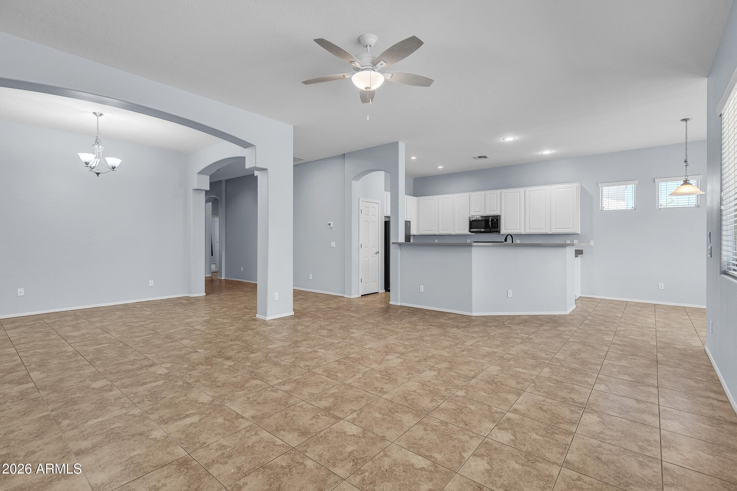 1013 W AYRSHIRE Trail, San Tan Valley, AZ 85143 — photo 12 of 28