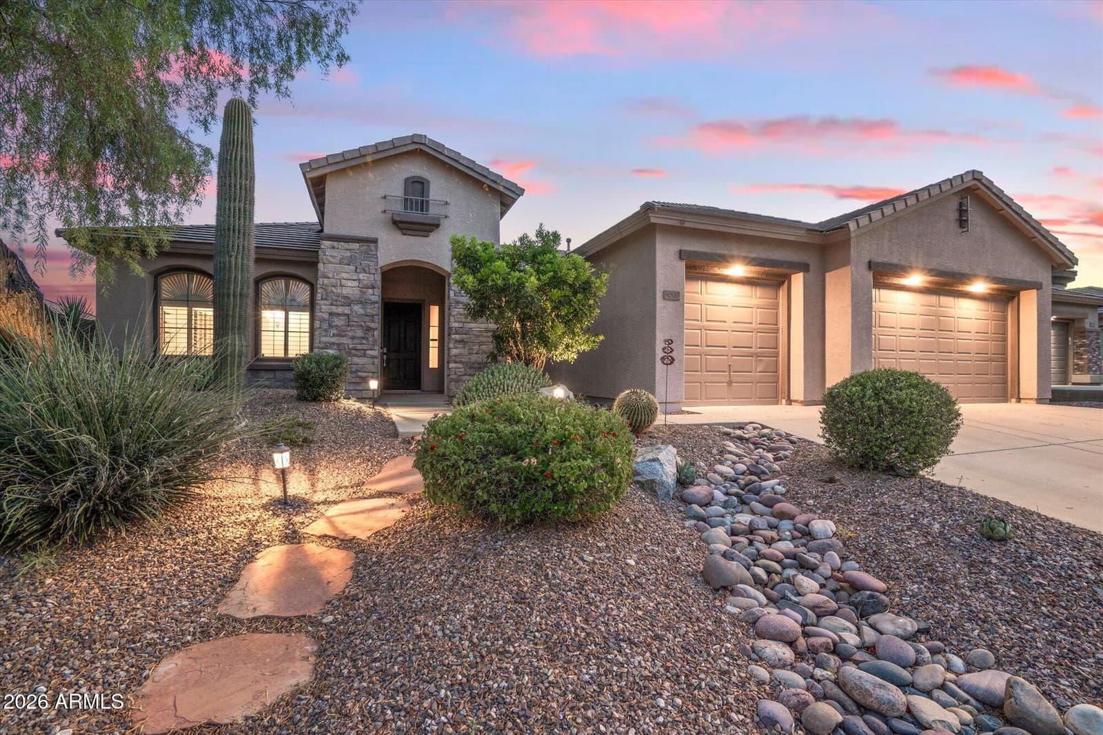 40520 N KEARNY Way, Phoenix, AZ 85086 — photo 1 of 39