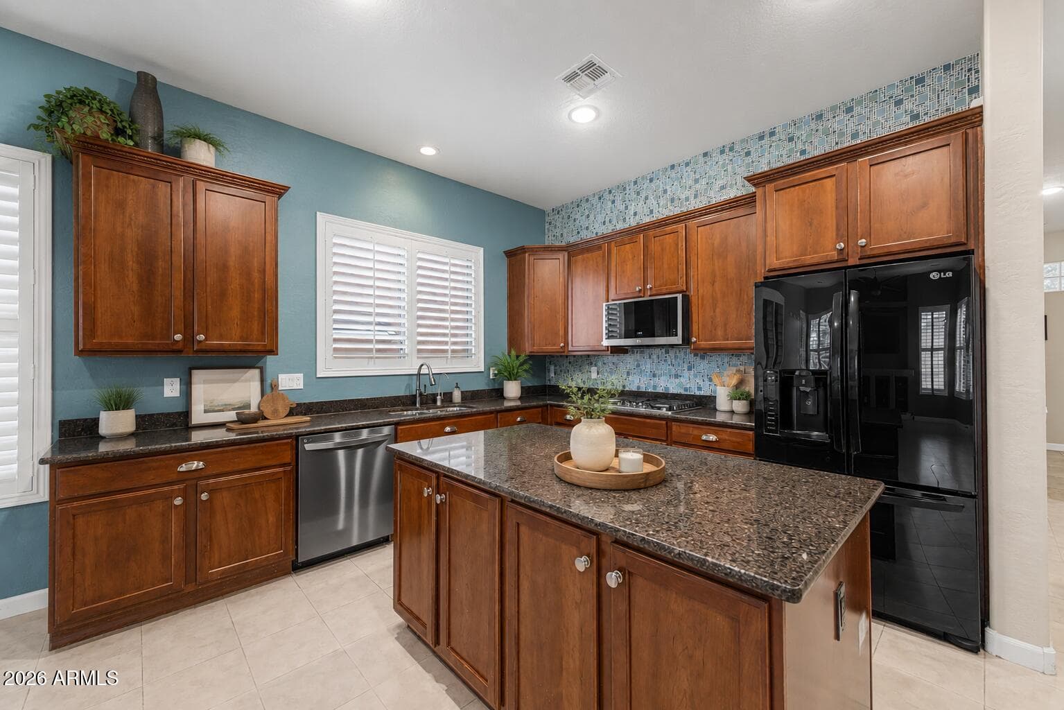 33317 N 21ST Drive, Phoenix, AZ 85085 — photo 10 of 49
