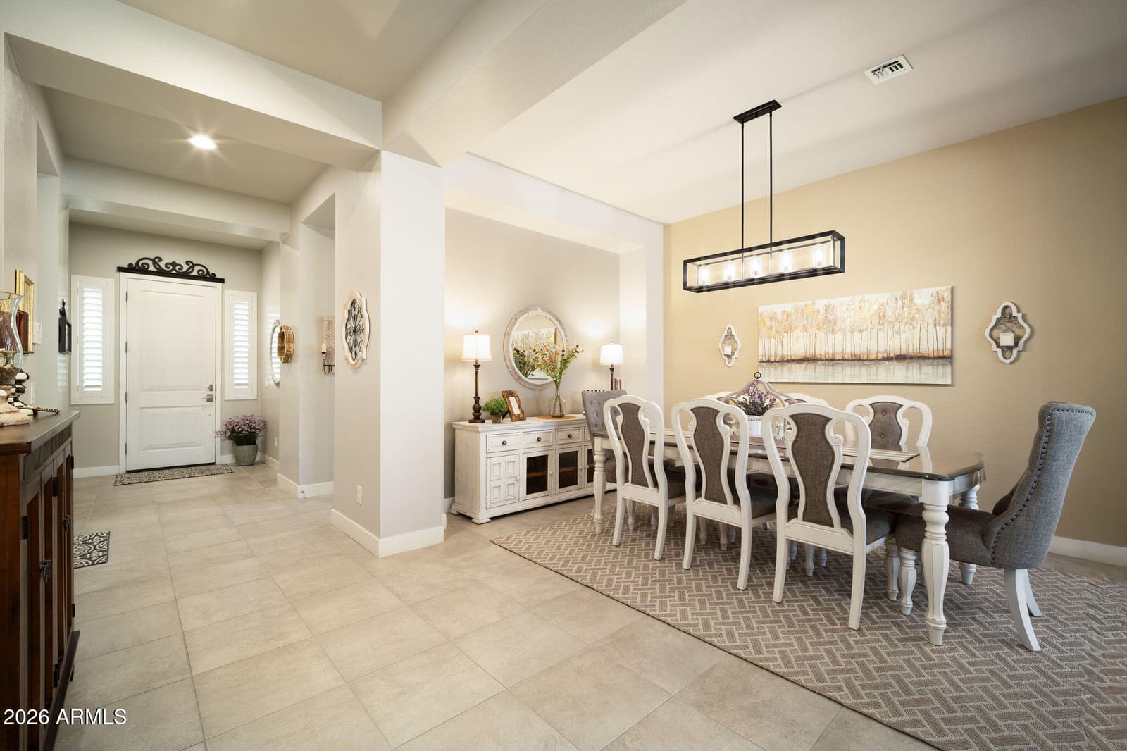 8562 W MYRTLE Avenue, Glendale, AZ 85305 — photo 4 of 41
