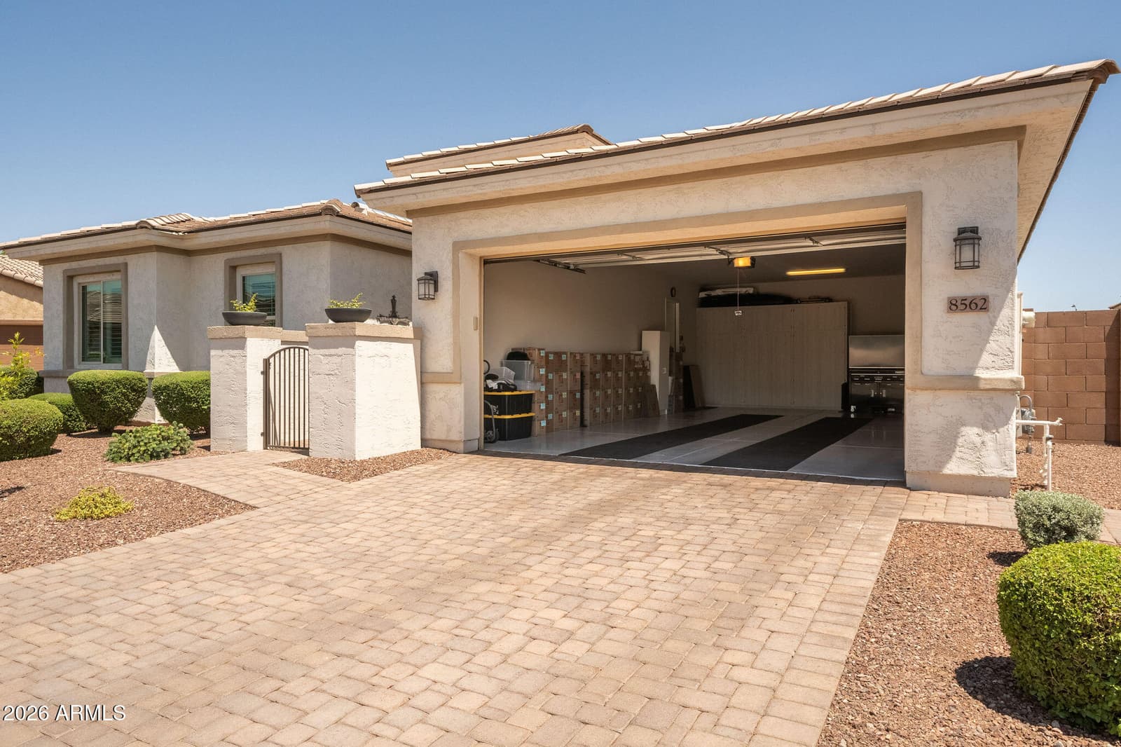 8562 W MYRTLE Avenue, Glendale, AZ 85305 — photo 36 of 41