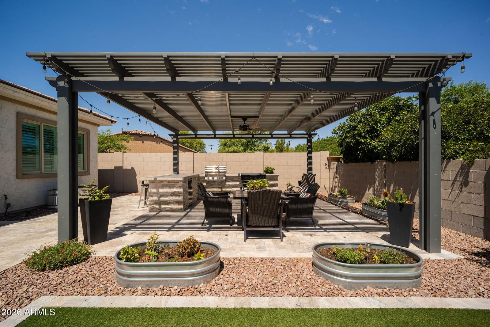8562 W MYRTLE Avenue, Glendale, AZ 85305 — photo 26 of 41