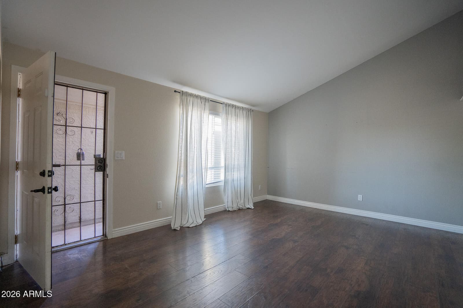 5141 W WOOD Drive, Glendale, AZ 85304 — photo 3 of 23