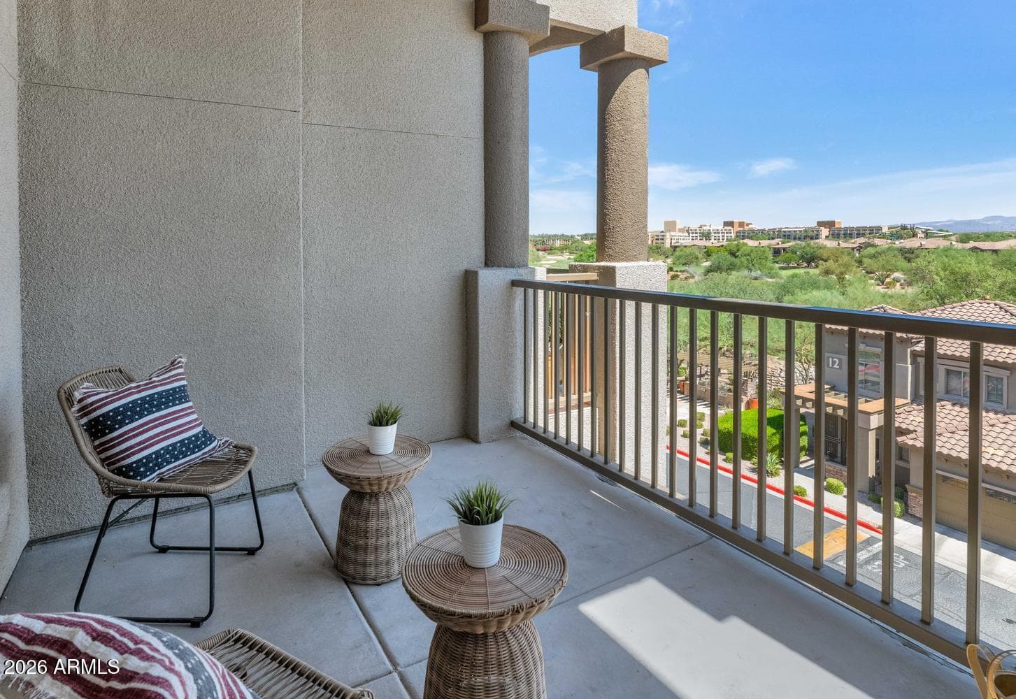5450 E DEER VALLEY Drive 4216, Phoenix, AZ 85054 — photo 8 of 44