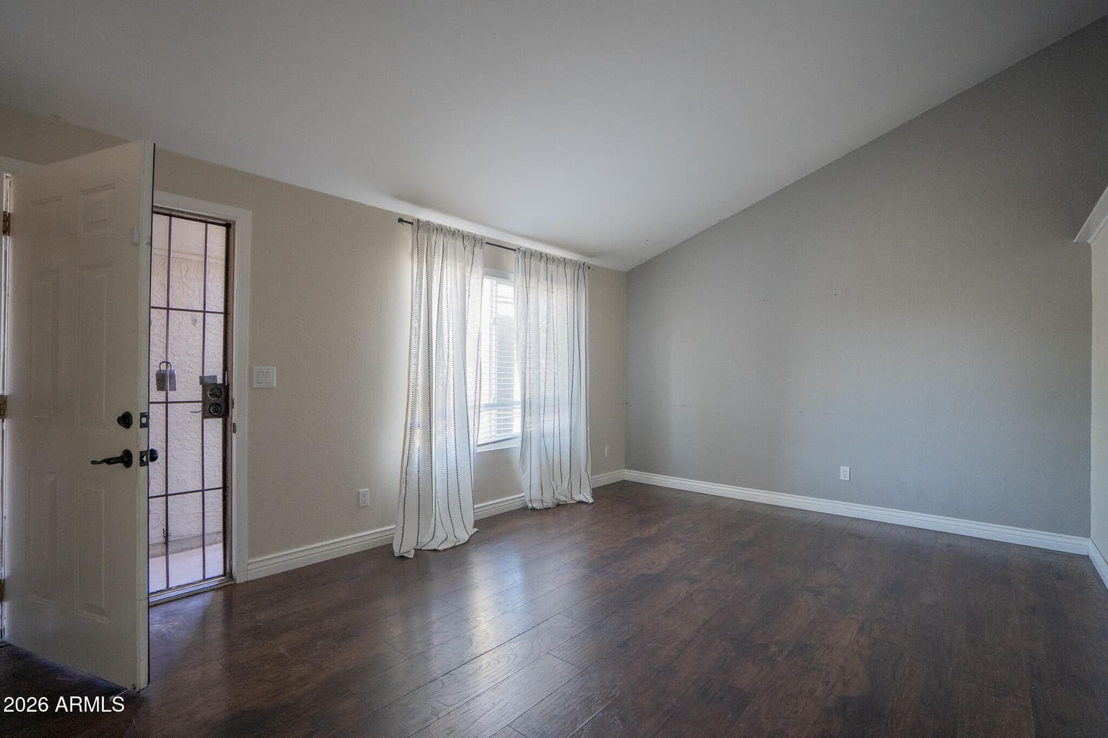 5141 W WOOD Drive, Glendale, AZ 85304 — photo 5 of 23