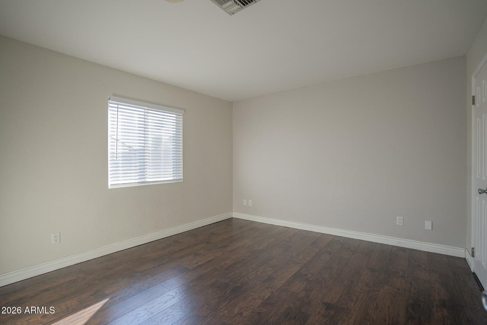 5141 W WOOD Drive, Glendale, AZ 85304 — photo 10 of 23