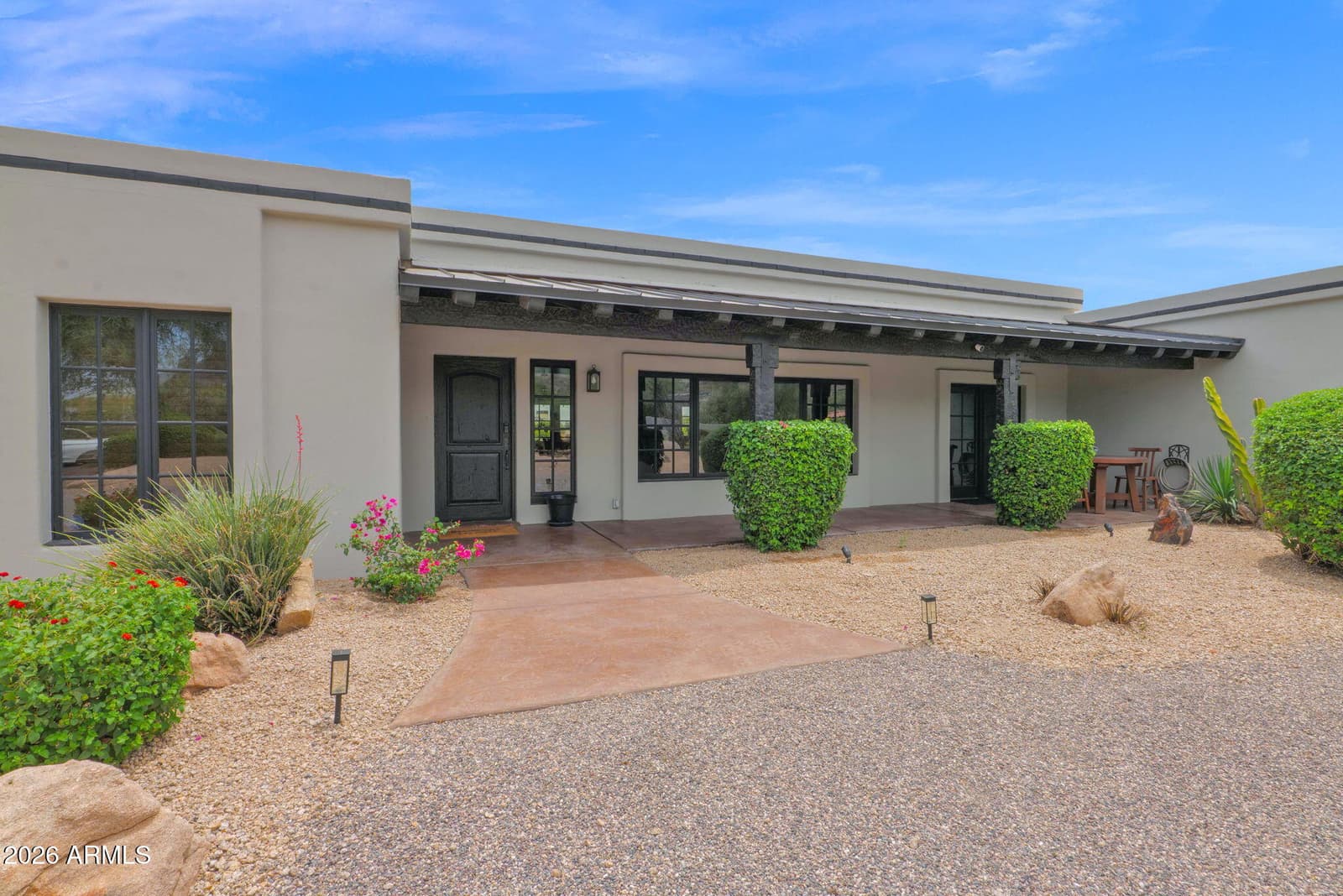 6433 E BADGETT Lane, Paradise Valley, AZ 85253 — photo 2 of 73
