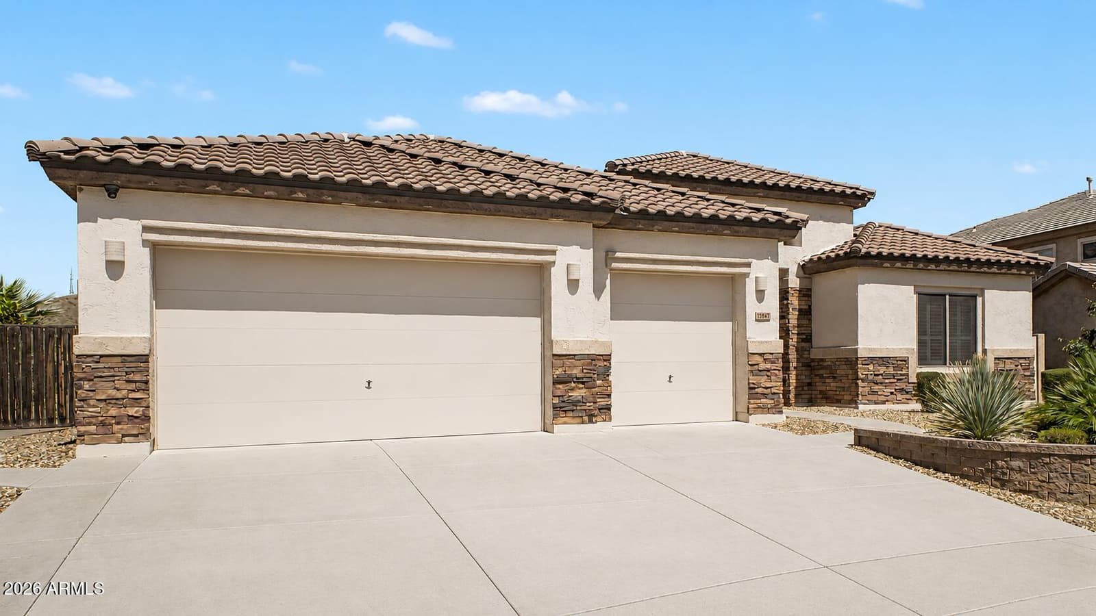 33317 N 21ST Drive, Phoenix, AZ 85085 — photo 1 of 49