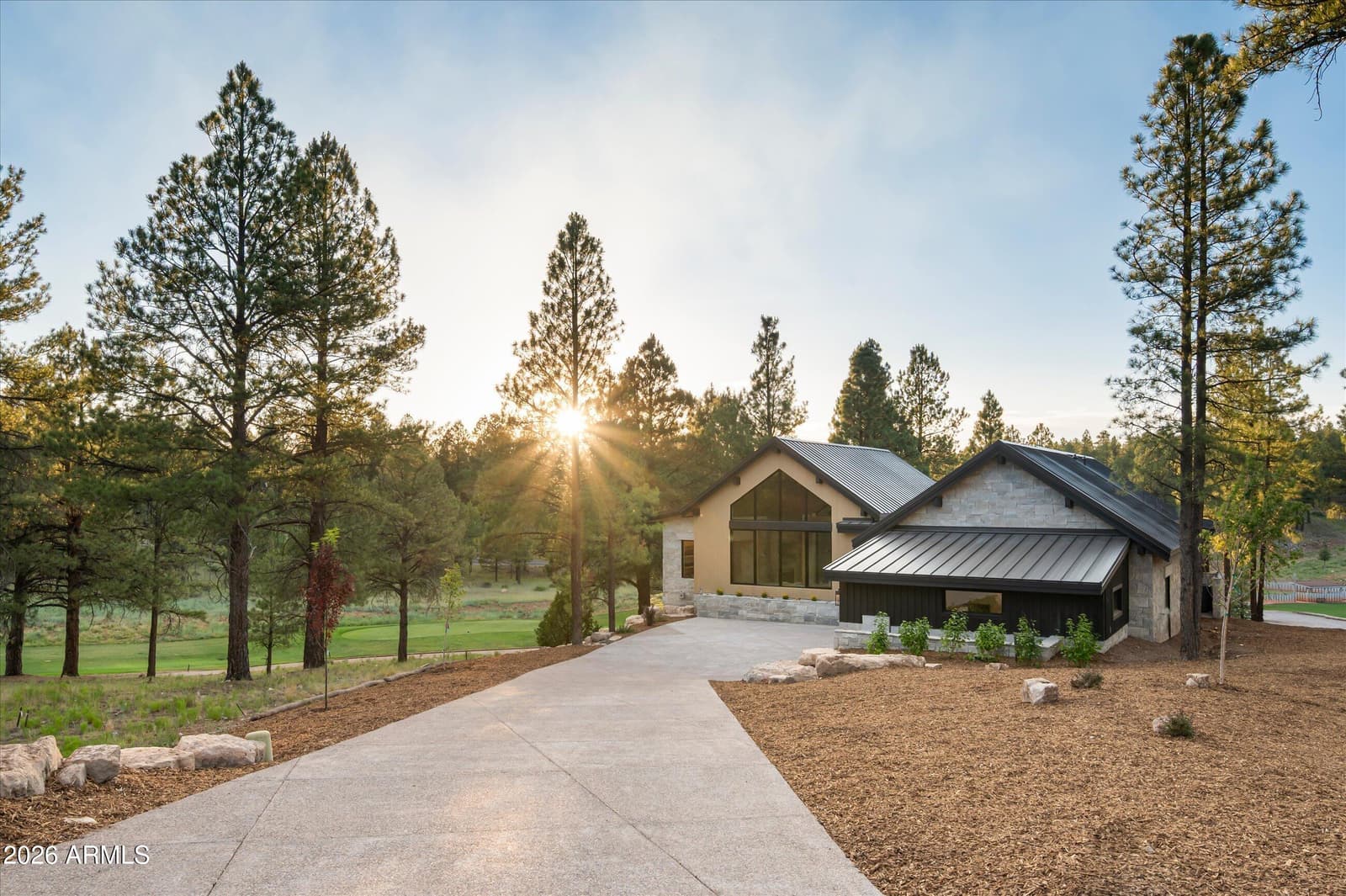 2911 S SOLITAIRES CANYON Drive, Flagstaff, AZ 86005 — photo 6 of 87