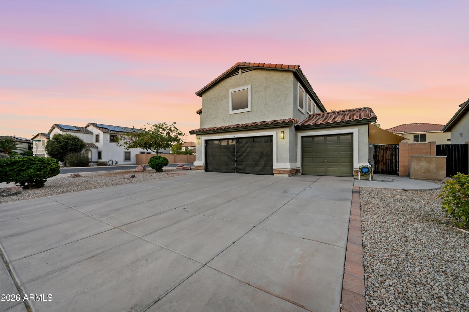 40091 N WESTRAY Way, San Tan Valley, AZ 85140 — photo 3 of 37