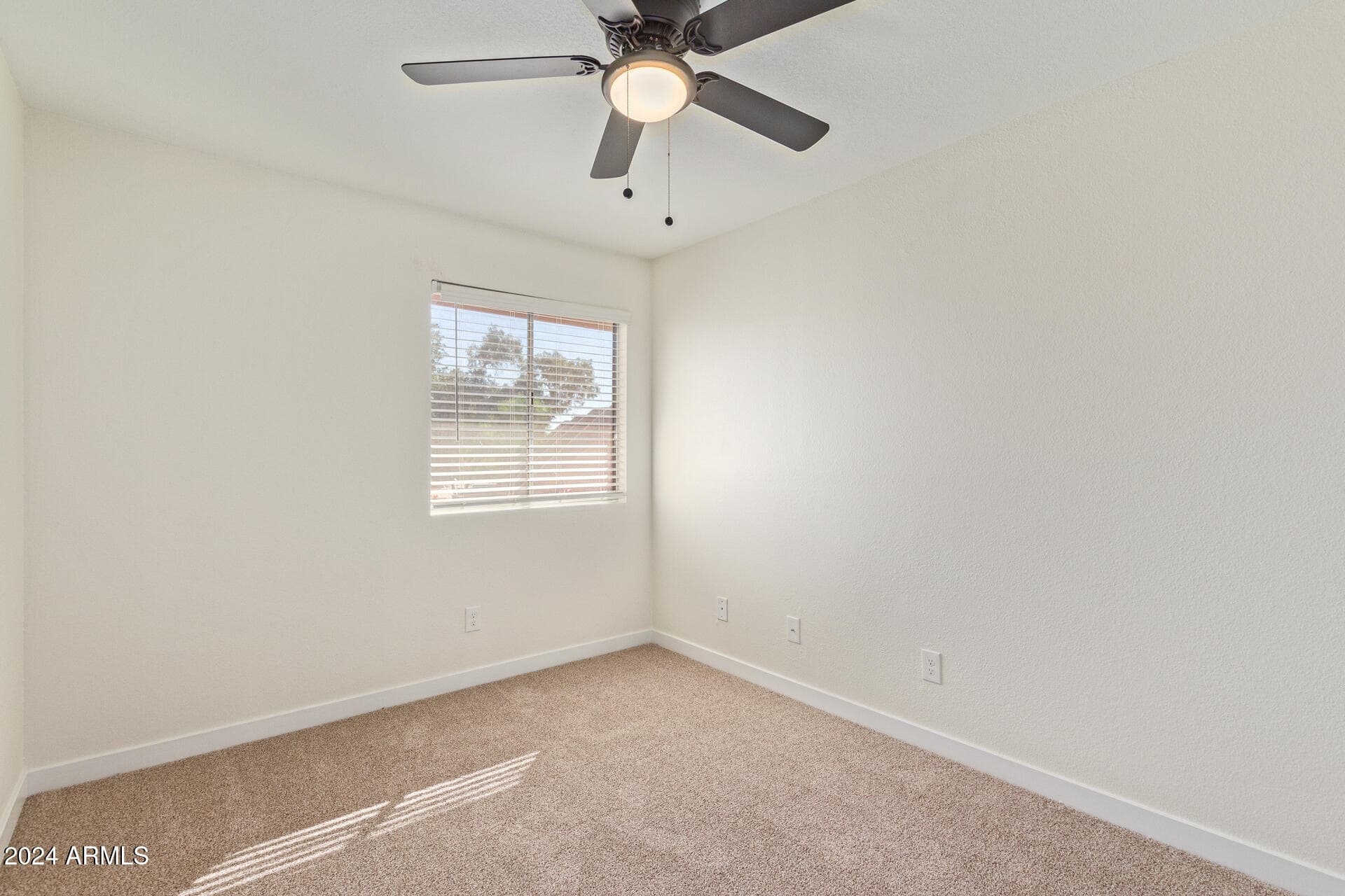 7432 N 43RD Lane, Glendale, AZ 85301 — photo 18 of 31