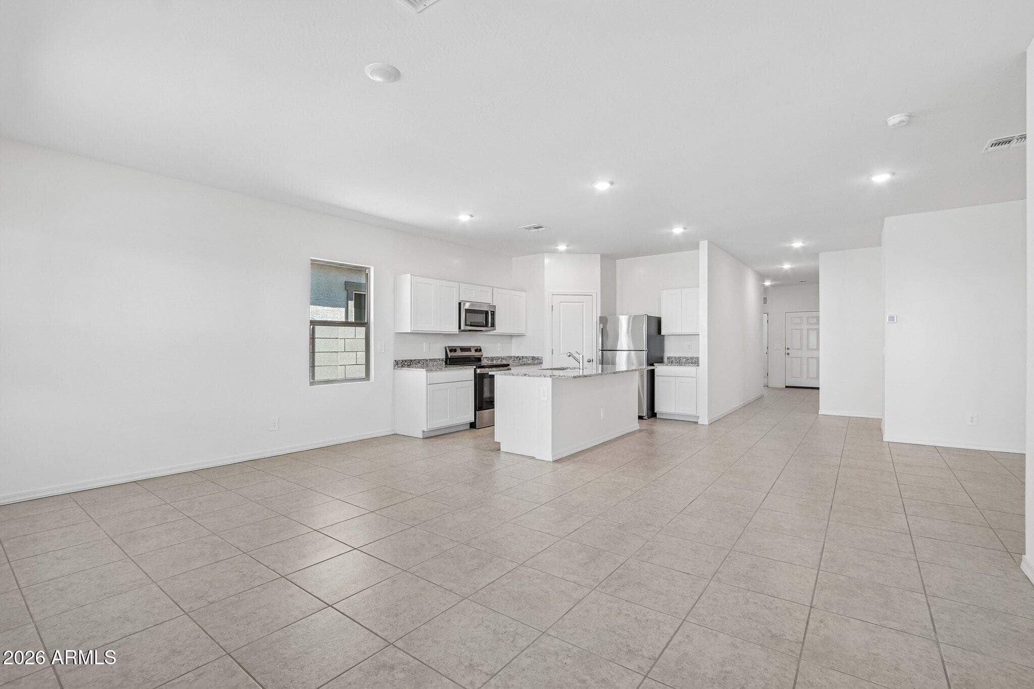 10124 W DEVONSHIRE Avenue, Phoenix, AZ 85037 — photo 3 of 27