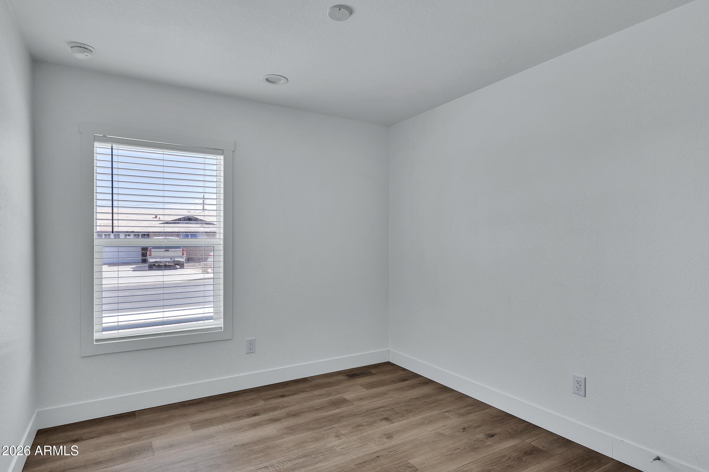 513 W Hunt Street, Gila Bend, AZ 85337 — photo 13 of 37