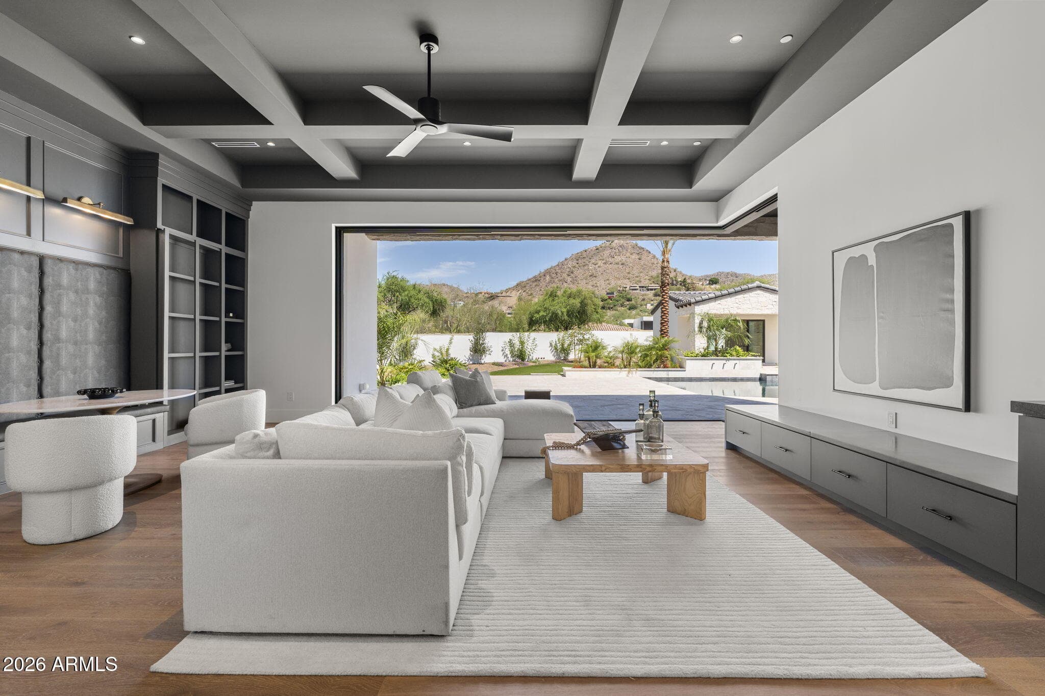 6610 N MOUNTAIN VIEW Drive, Paradise Valley, AZ 85253 — photo 16 of 32