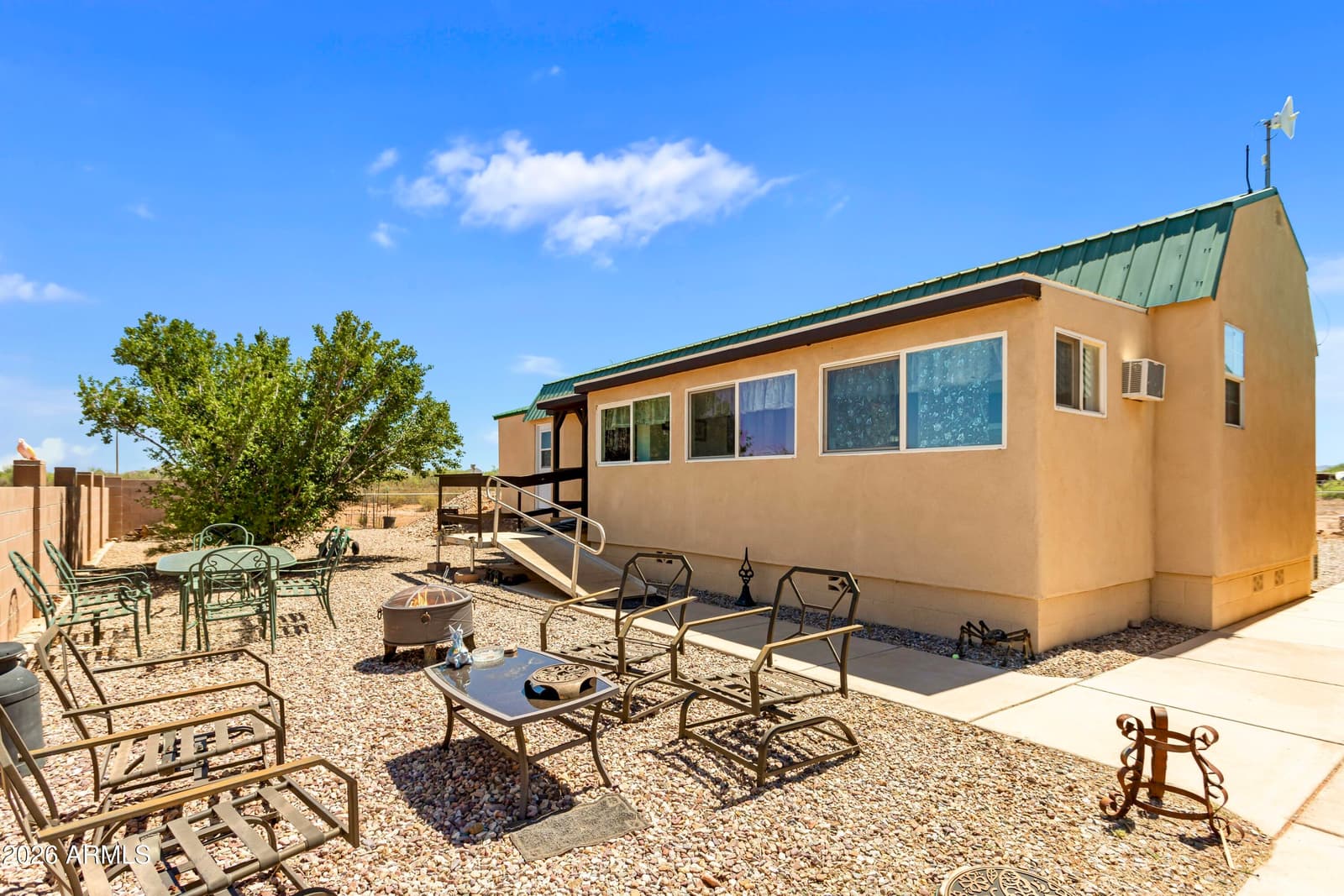 2111 N Clanton Avenue, Sierra Vista, AZ 85635 — photo 6 of 63