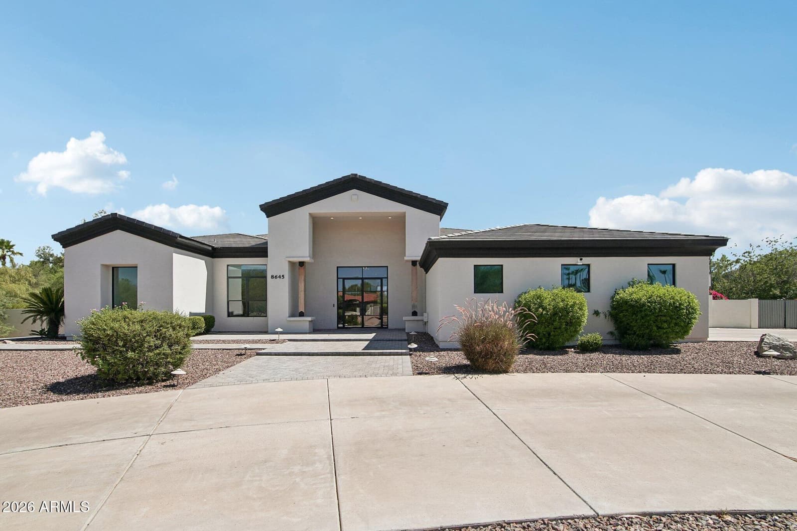 8645 E Wood Drive, Scottsdale, AZ 85260 — photo 3 of 61