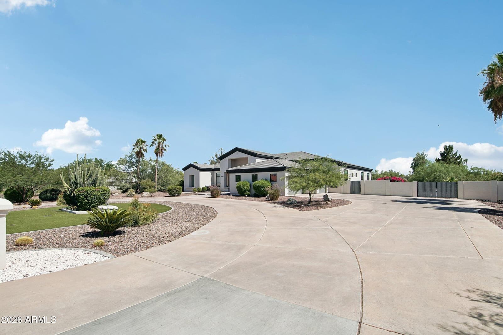 8645 E Wood Drive, Scottsdale, AZ 85260 — photo 4 of 61