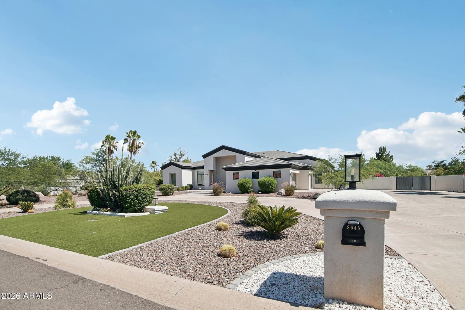 8645 E Wood Drive, Scottsdale, AZ 85260 — photo 5 of 61