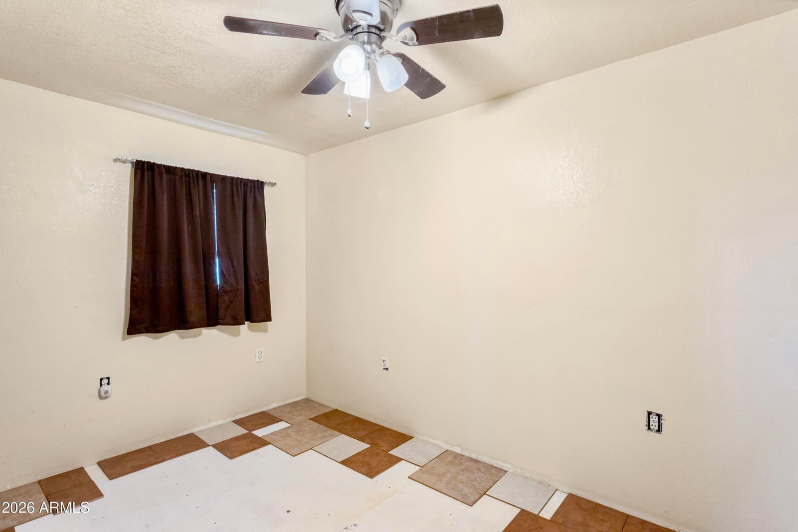 2111 N Clanton Avenue, Sierra Vista, AZ 85635 — photo 42 of 63