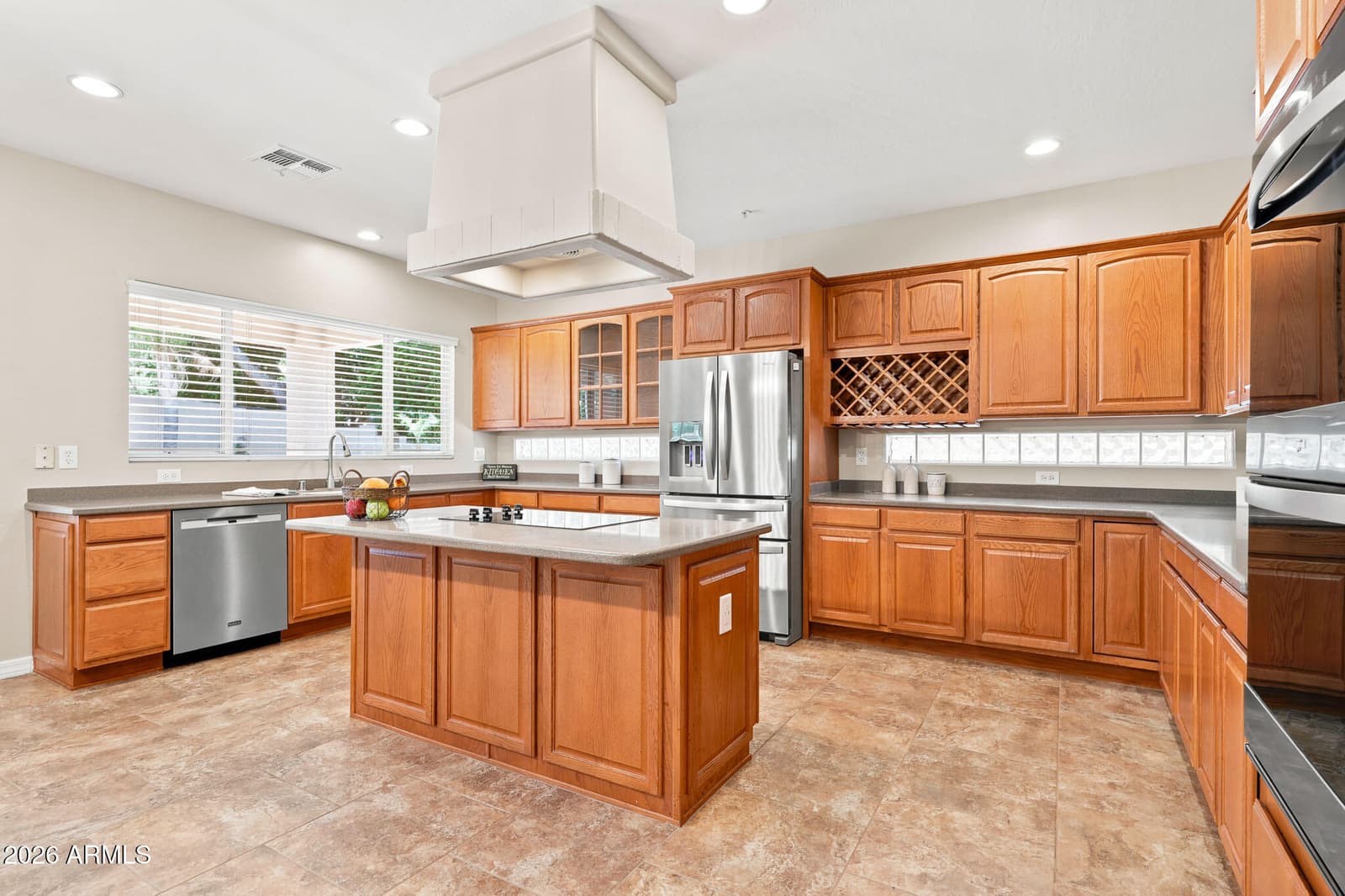 26066 N 71ST Drive, Peoria, AZ 85383 — photo 18 of 75