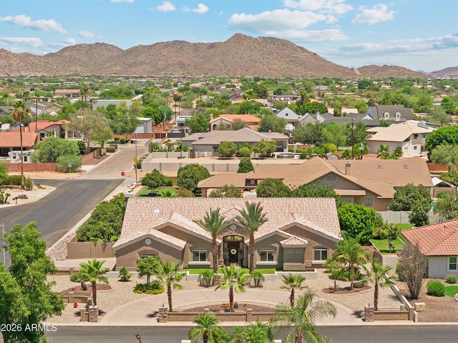 8452 W DONALD Drive, Peoria, AZ 85383 — photo 4 of 85