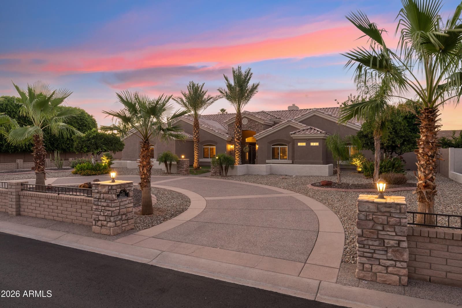 8452 W DONALD Drive, Peoria, AZ 85383 — photo 5 of 85