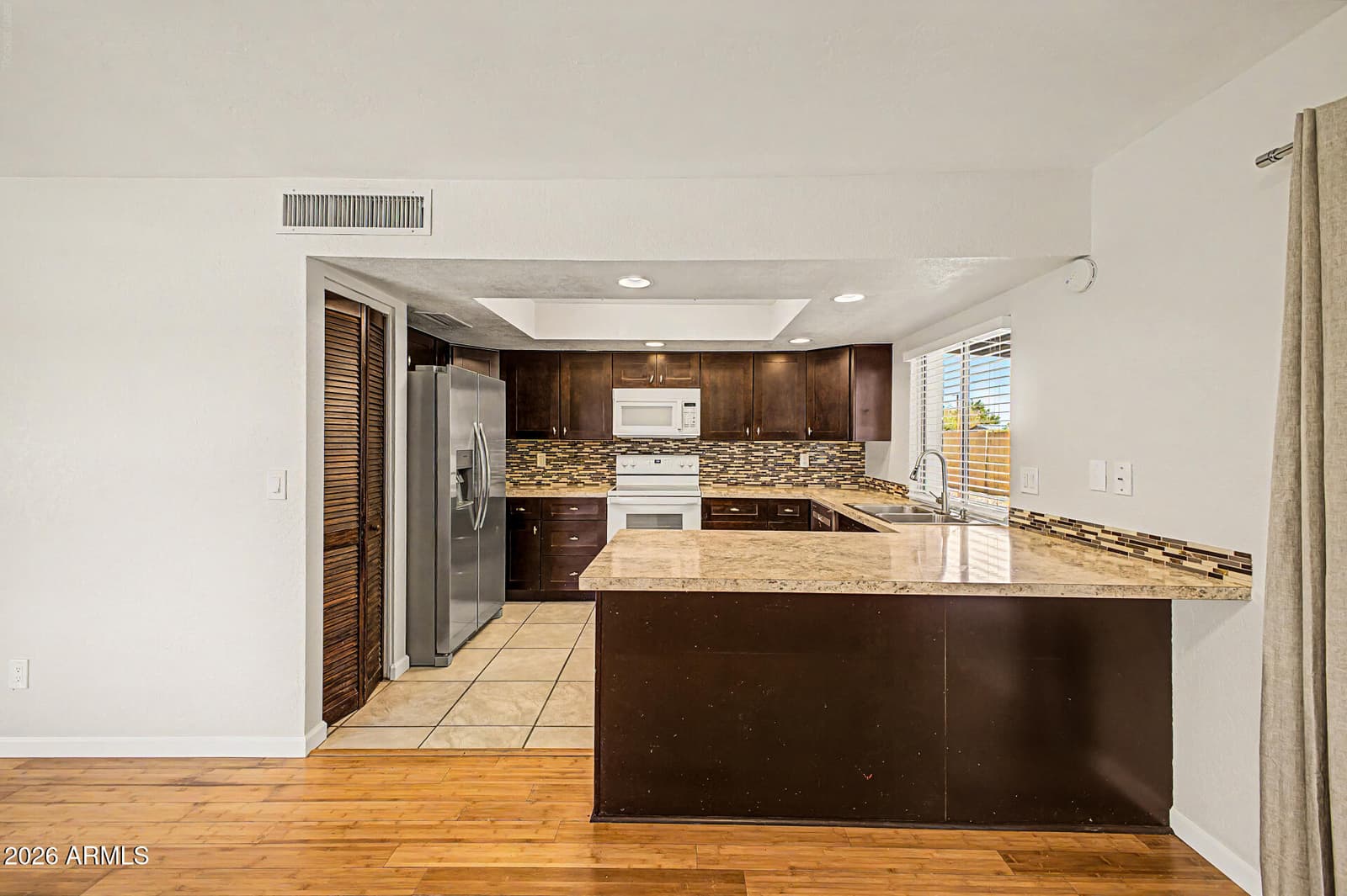 11413 N 56TH Avenue, Glendale, AZ 85304 — photo 13 of 28