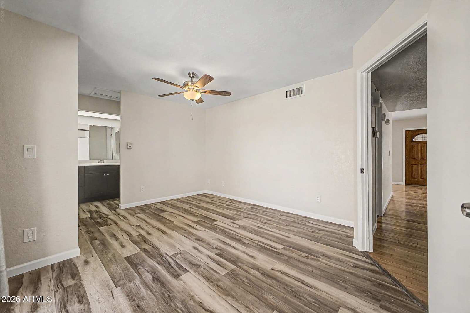 11413 N 56TH Avenue, Glendale, AZ 85304 — photo 16 of 28