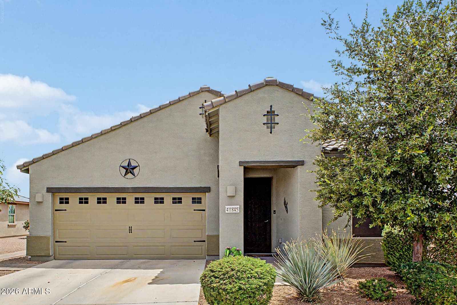 41845 W Mesquite Road, Maricopa, AZ 85138 — photo 3 of 35