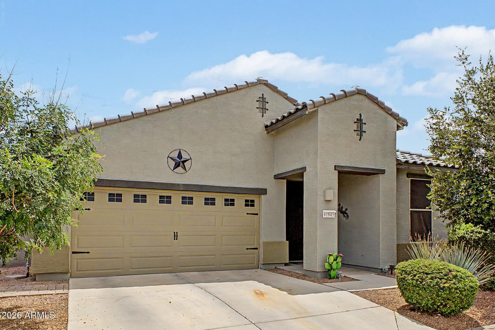 41845 W Mesquite Road, Maricopa, AZ 85138 — photo 7 of 35