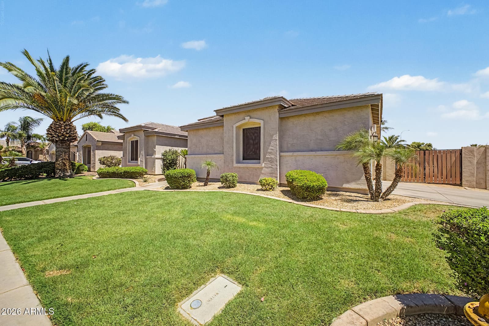 604 W Goldfinch Way, Chandler, AZ 85286 — photo 3 of 48