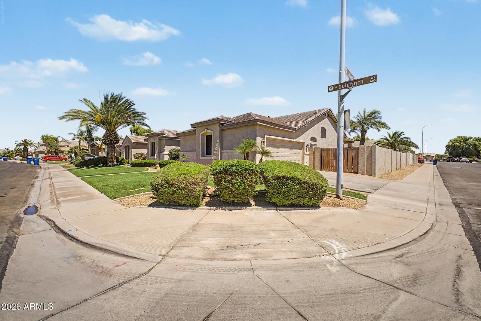 604 W Goldfinch Way, Chandler, AZ 85286 — photo 5 of 48