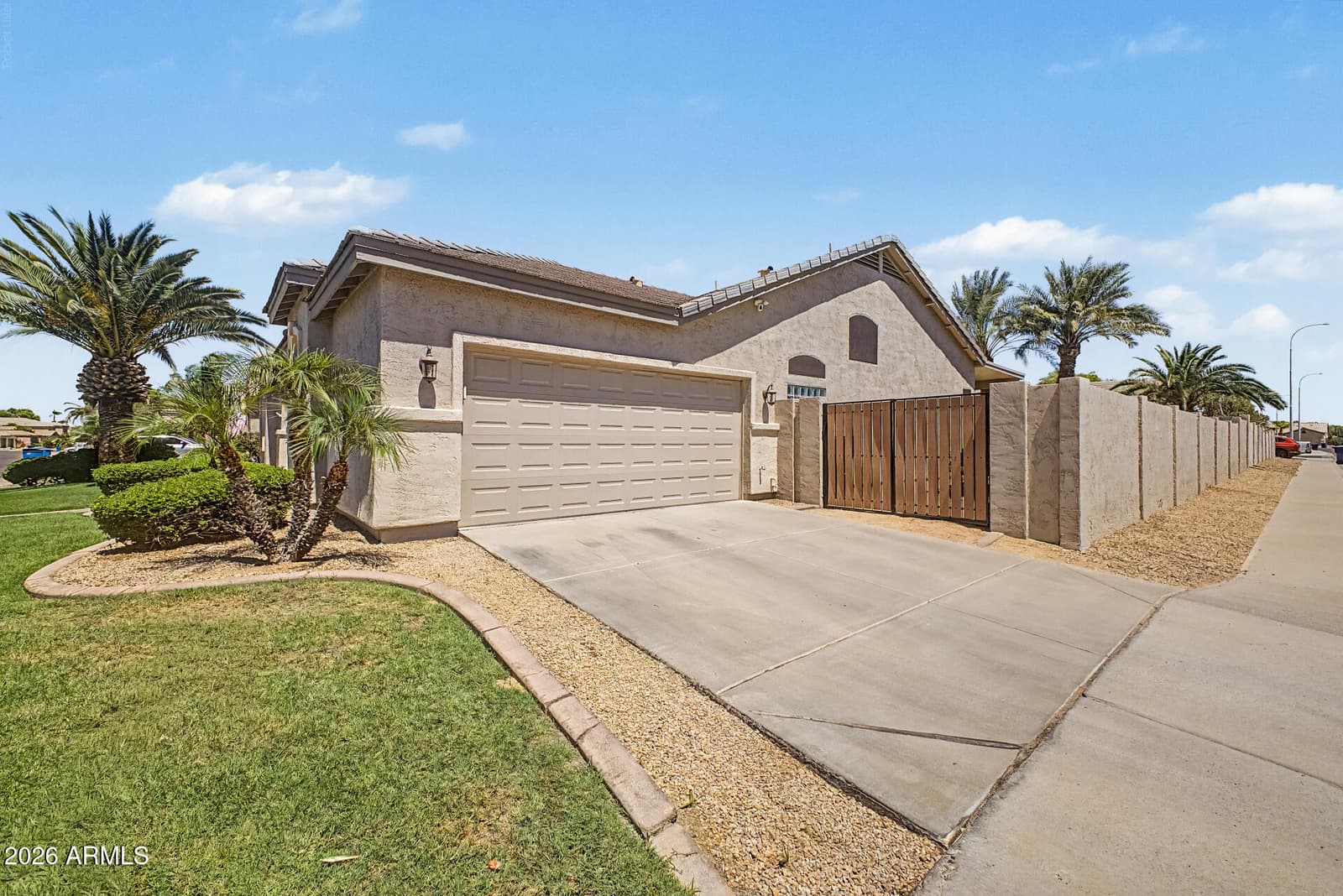 604 W Goldfinch Way, Chandler, AZ 85286 — photo 6 of 48