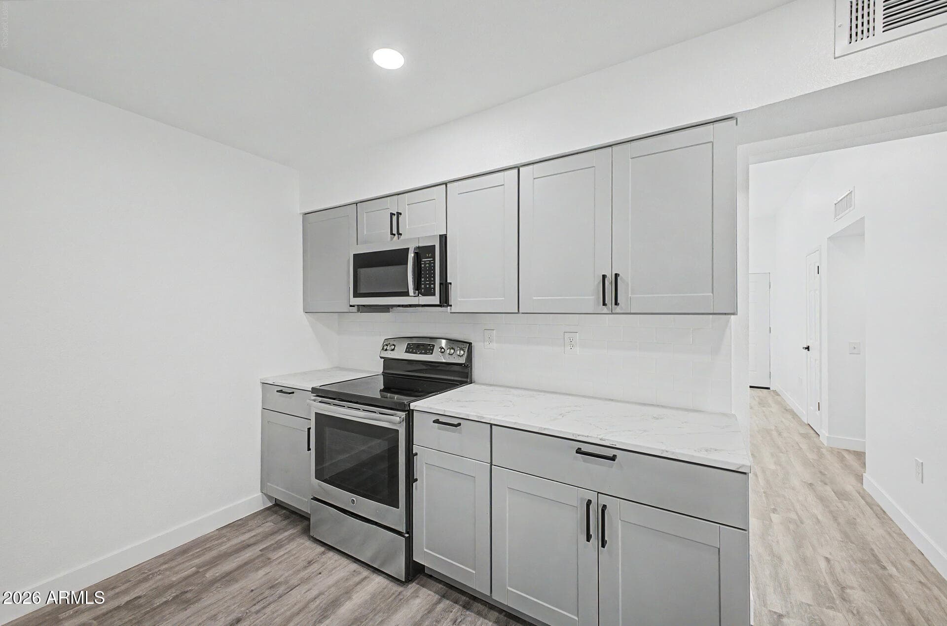 13442 N EMBERWOOD Drive, Sun City, AZ 85351 — photo 12 of 31