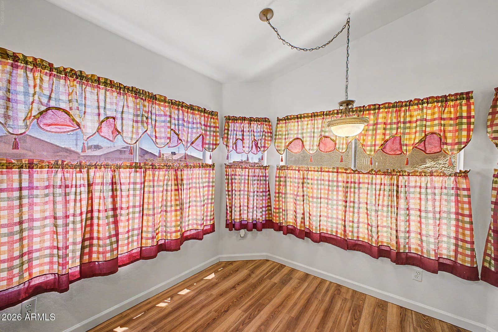 10943 W RUTH Avenue, Peoria, AZ 85345 — photo 10 of 30