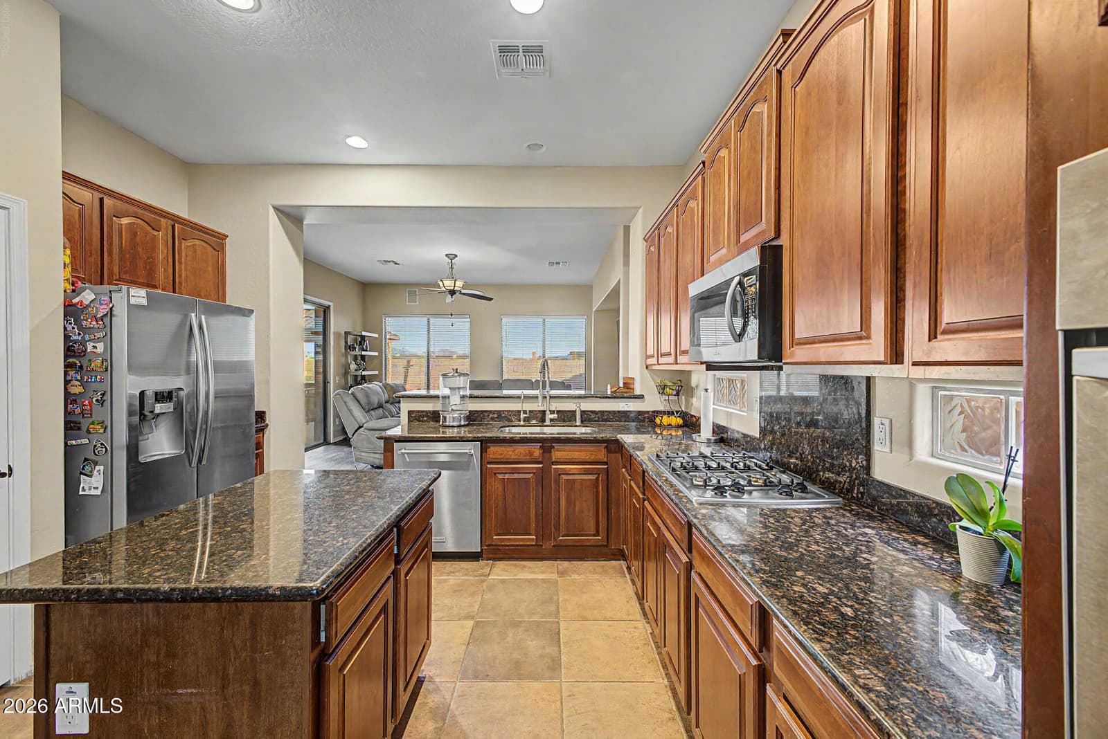 13155 W MONTEREY Way, Litchfield Park, AZ 85340 — photo 11 of 34