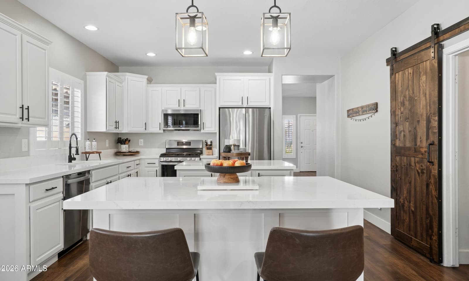 5310 W SADDLEHORN Road, Phoenix, AZ 85083 — photo 6 of 34