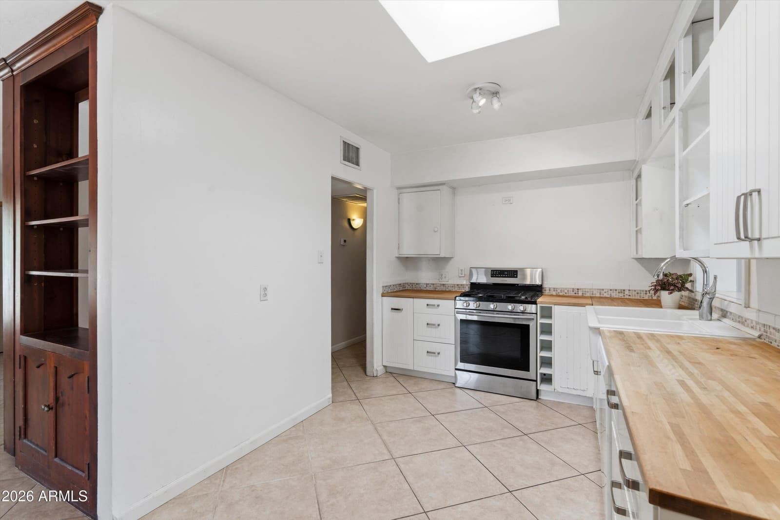 1130 E Colter Street, Phoenix, AZ 85014 — photo 10 of 36