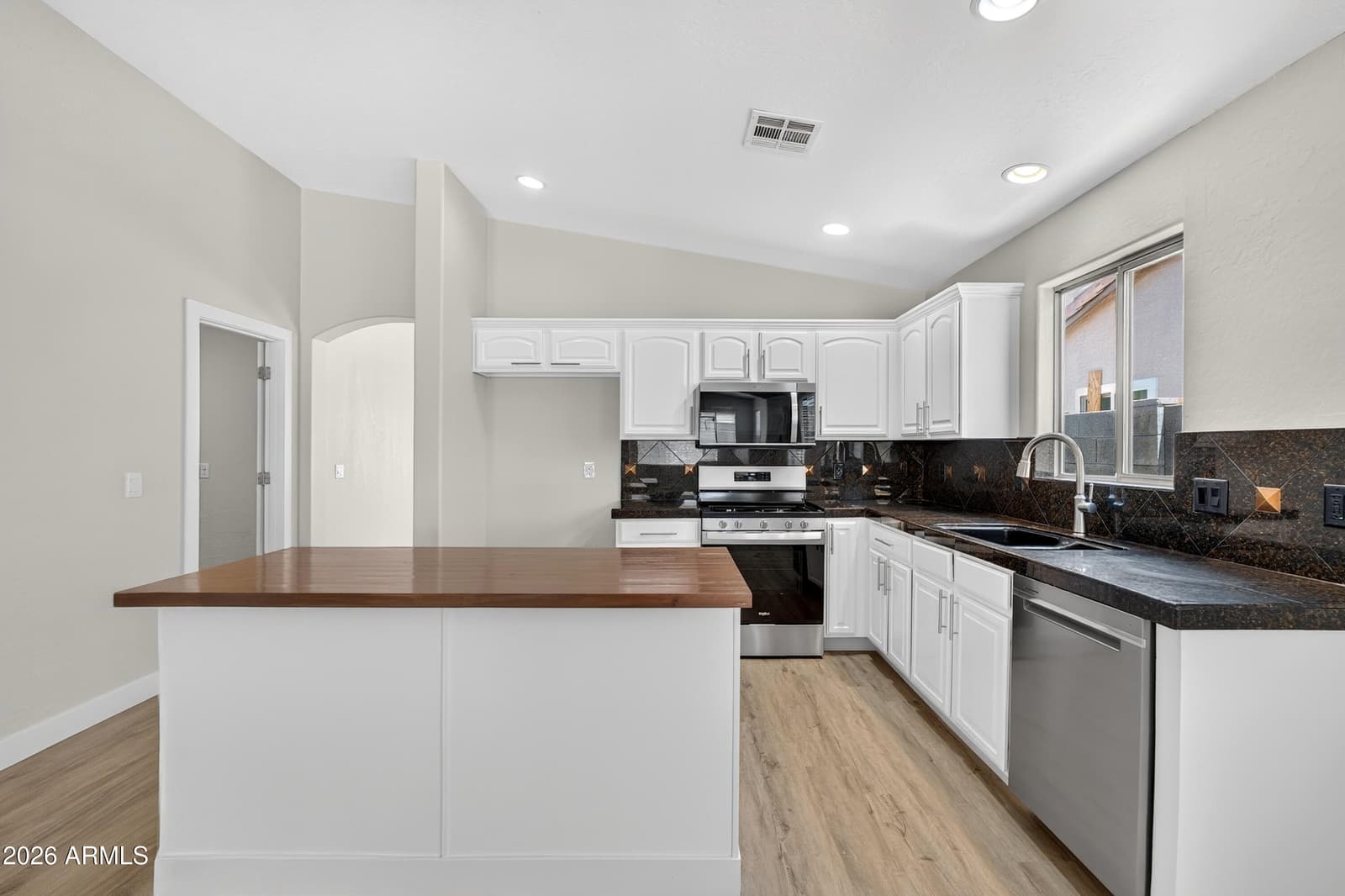 46007 W AMSTERDAM Road, Maricopa, AZ 85139 — photo 14 of 63